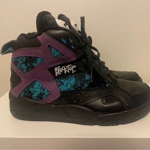 Reebok pump black top